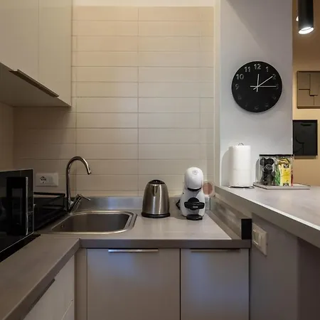 Apartamento Centro Storico - Stazione A 500m Strategico Elegant Loft